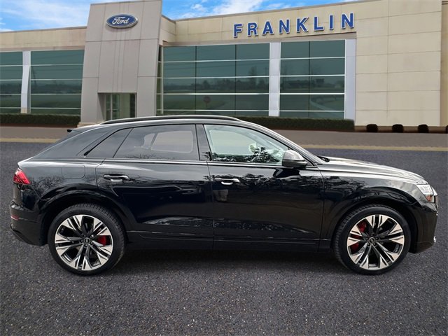 Used 2025 Audi Q8 Prestige image 8