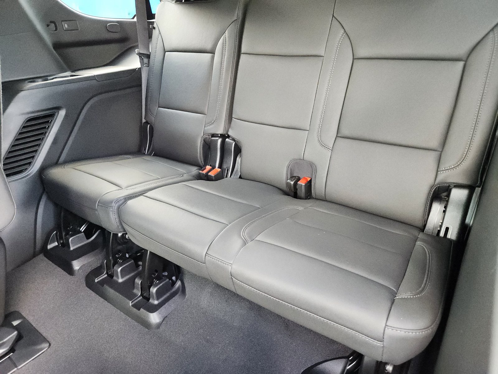New 2027 Chevrolet Tahoe LT w/ Comfort Package RWD image 25