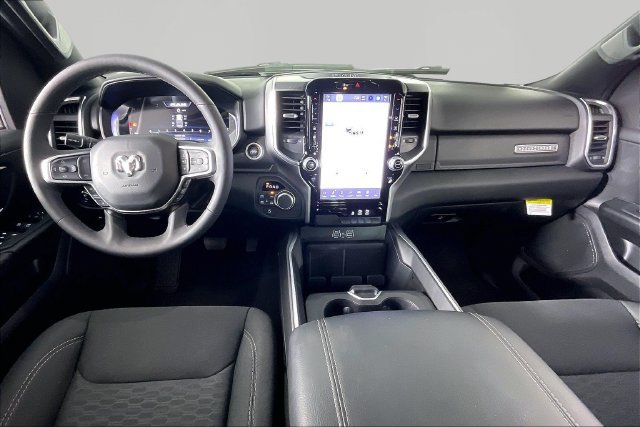 Used 2025 RAM 1500 Big Horn AWD/4WD image 8