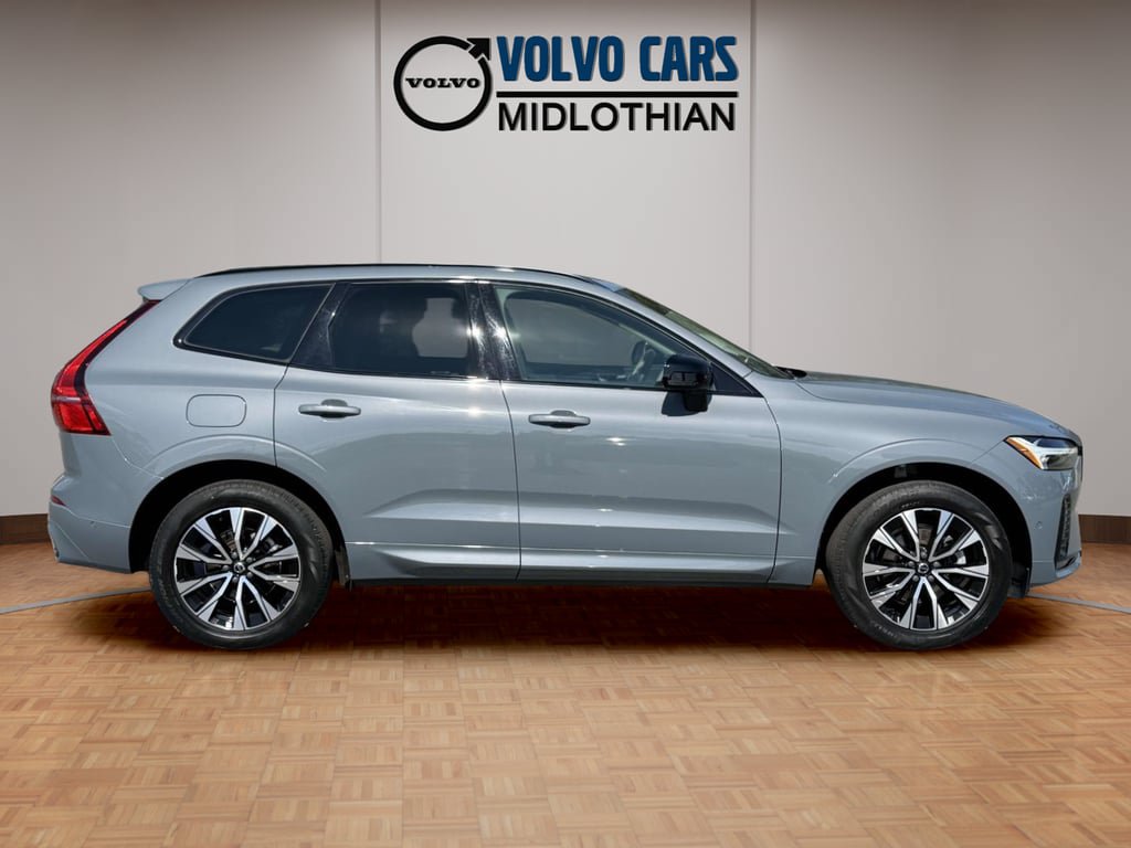 Used 2023 Volvo XC60 B5 Plus w/ Climate Package AWD/4WD image 18