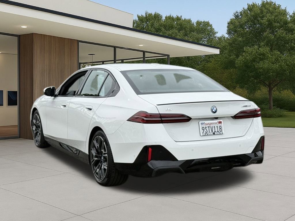 Used 2025 BMW i5 xDrive40 w/ M Sport Package image 12