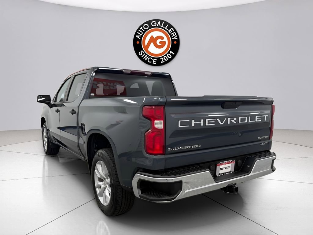 Used 2020 Chevrolet Silverado 1500 Custom w/ Custom Value Package RWD image 5