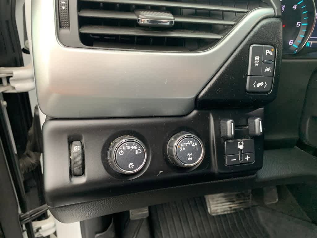 Used 2018 Chevrolet Tahoe LS w/ All-Season Package AWD/4WD image 18