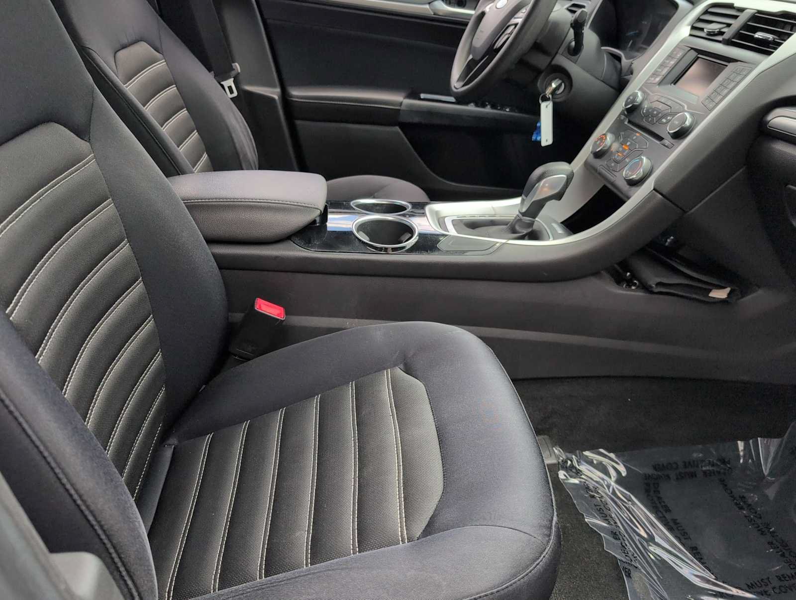 Used 2013 Ford Fusion SE FWD image 21