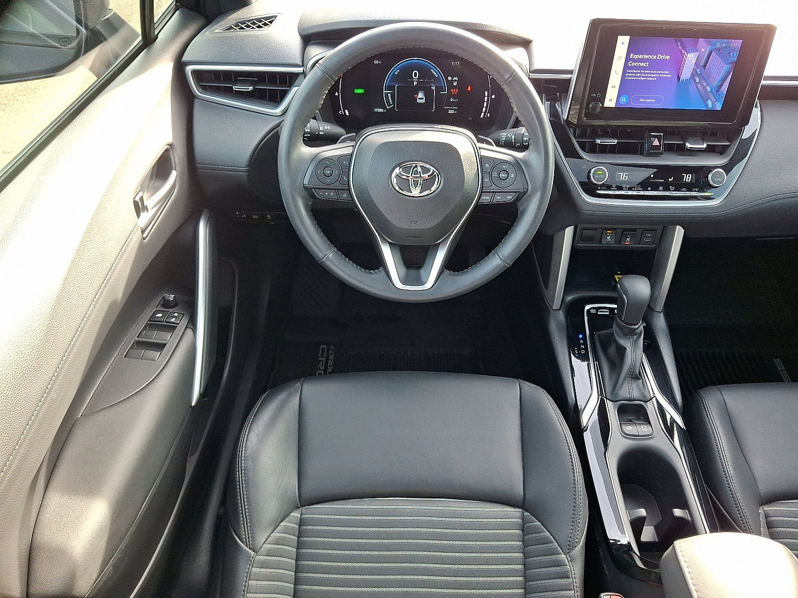 Certified 2023 Toyota Corolla Cross AWD Hybrid image 11