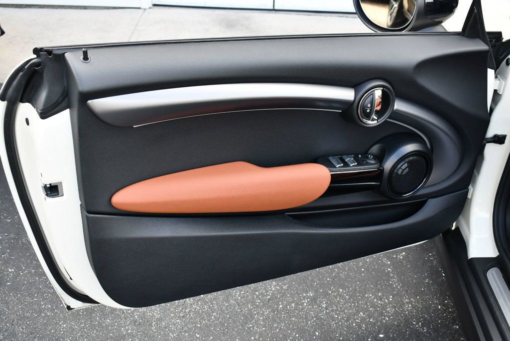 Used 2023 MINI Cooper S image 11