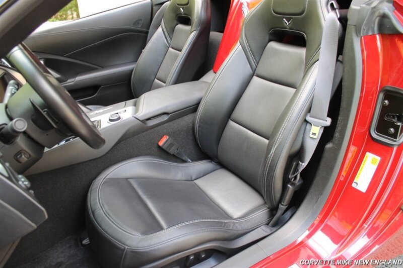 Used 2014 Chevrolet Corvette Stingray Convertible w/ 3LT Preferred Equipment Group RWD image 33