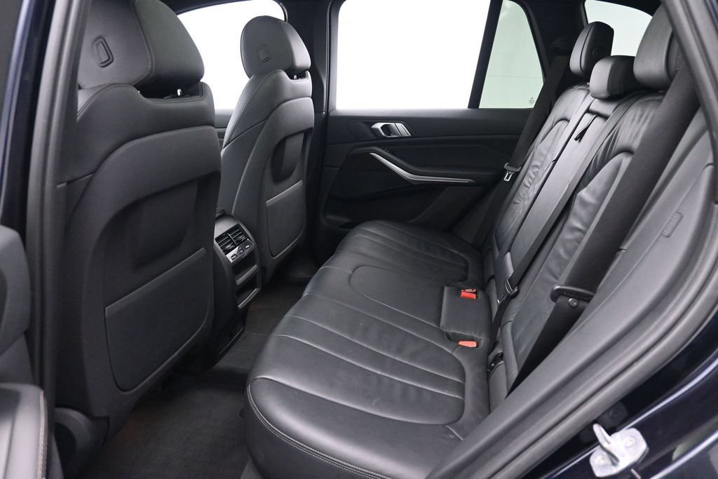 Used 2019 BMW X5 xDrive40i AWD/4WD image 14