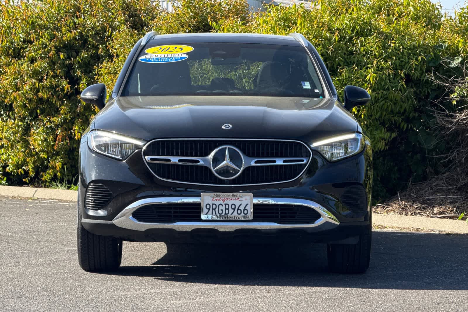 Certified 2025 Mercedes-Benz GLC 300 image 8