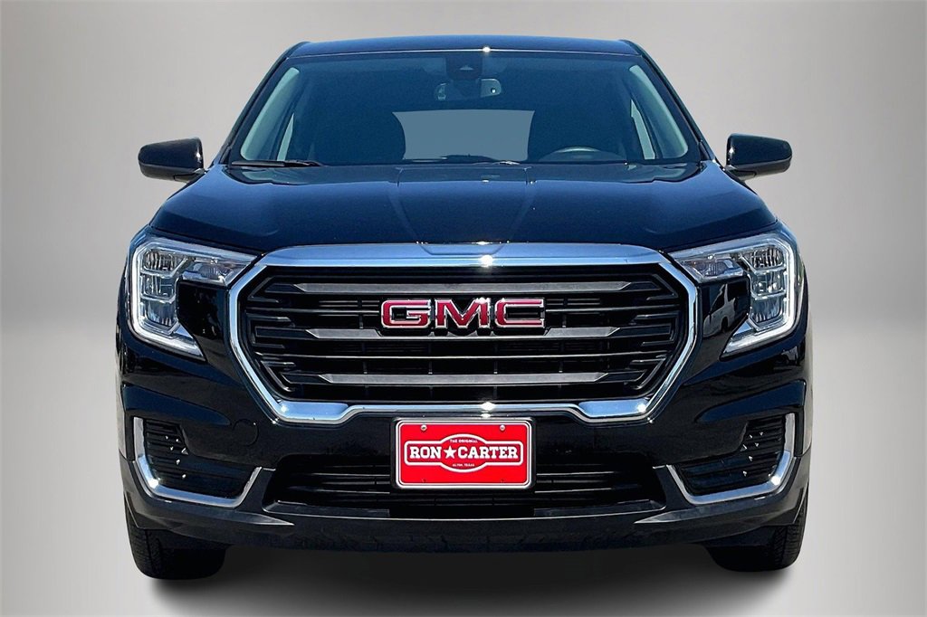 Certified 2024 GMC Terrain SLE image 3