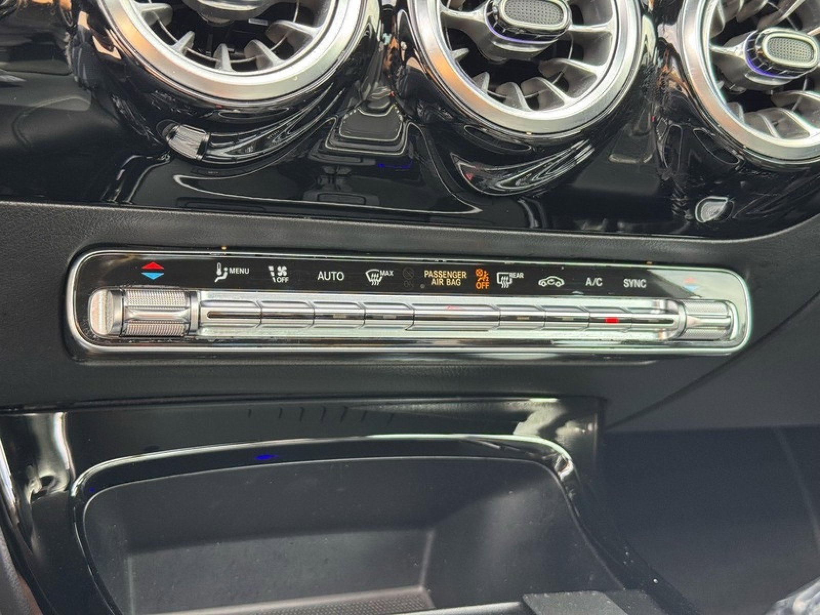 Certified 2023 Mercedes-Benz CLA 250 image 33