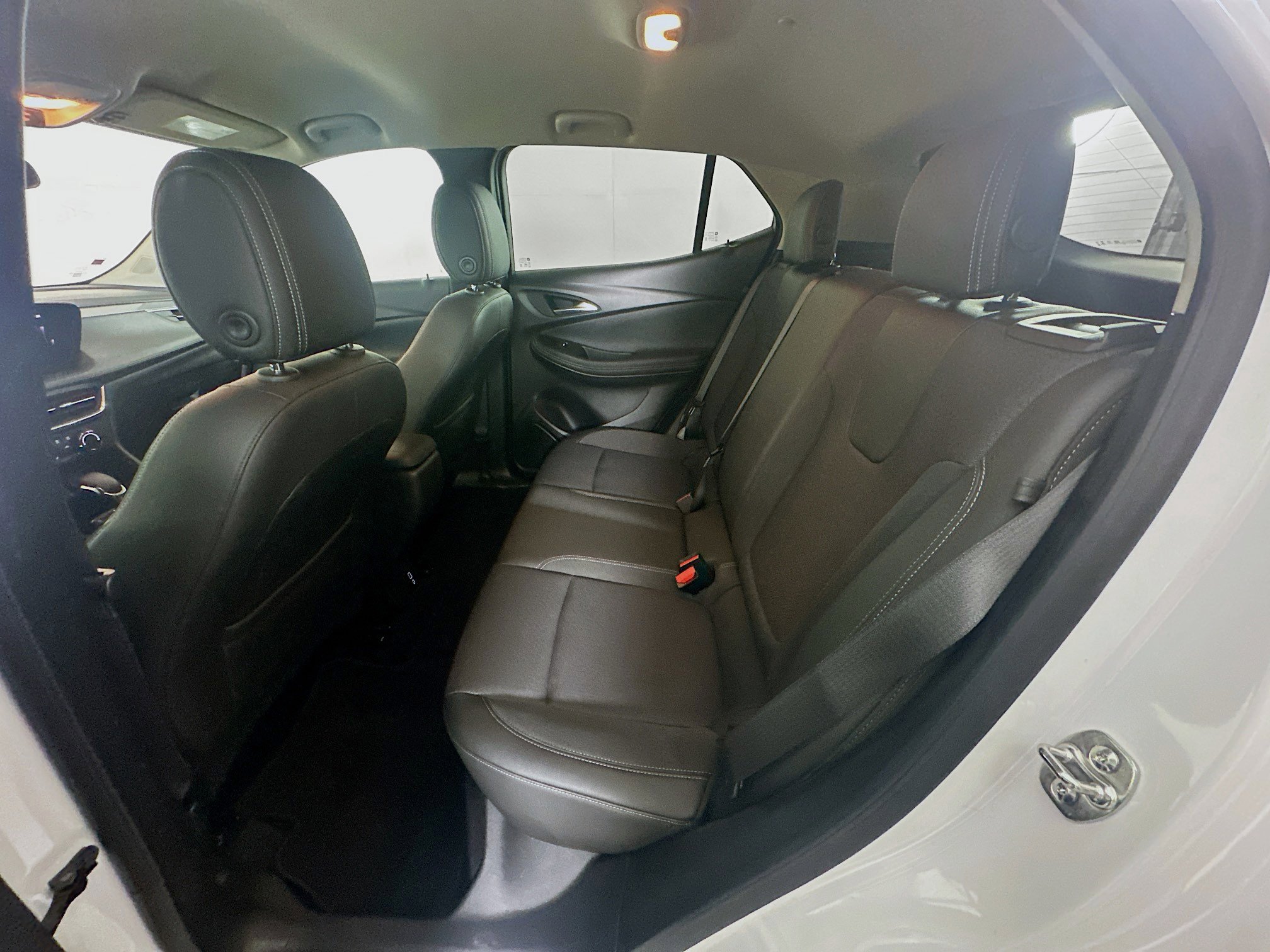 Used 2025 Buick Encore GX Preferred FWD image 29