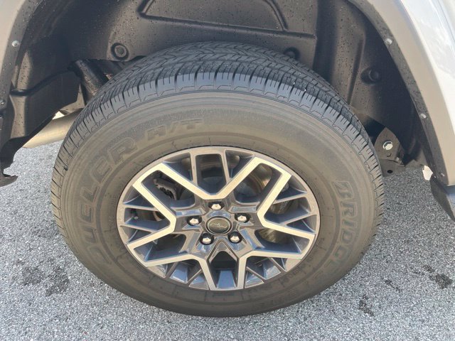 Used 2024 Jeep Wrangler Unlimited Sahara AWD/4WD image 28