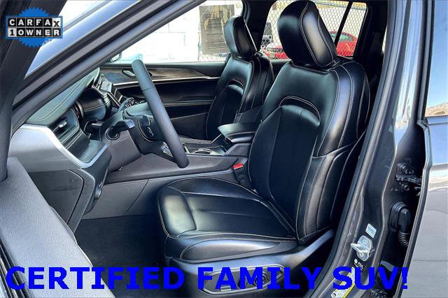 Certified 2025 Jeep Grand Cherokee Limited w/ Trailer Tow Package image 24