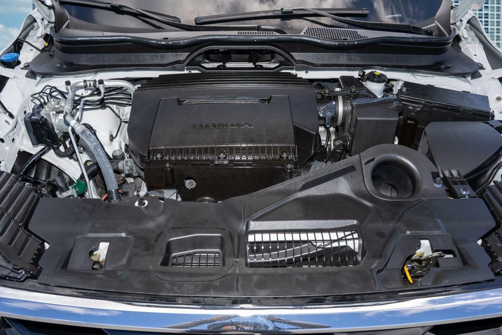 Certified 2023 Honda Pilot Touring image 39