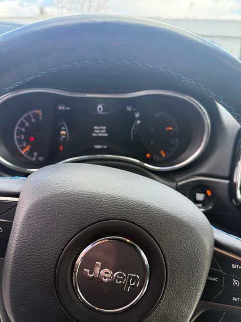 Used 2020 Jeep Grand Cherokee Laredo image 6