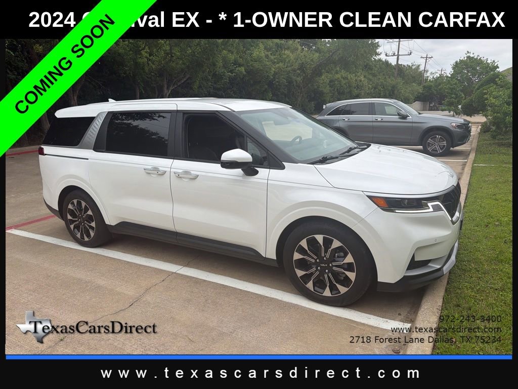 Used 2024 Kia Carnival EX FWD image 1