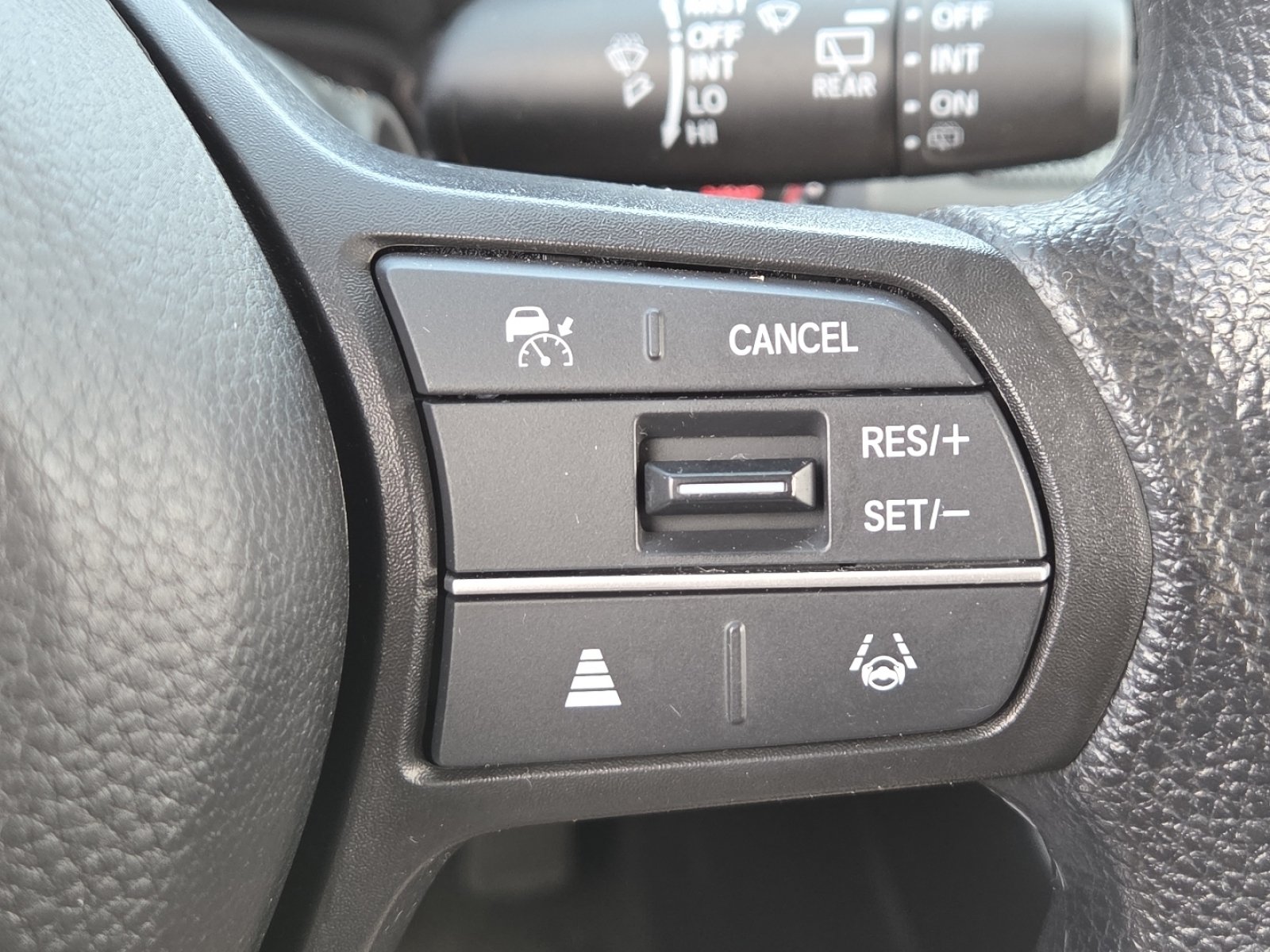 Used 2024 Honda CR-V LX image 6