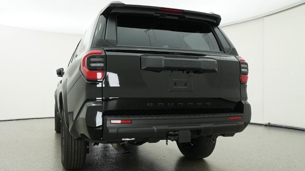 New 2026 Toyota 4Runner SR5 RWD image 18