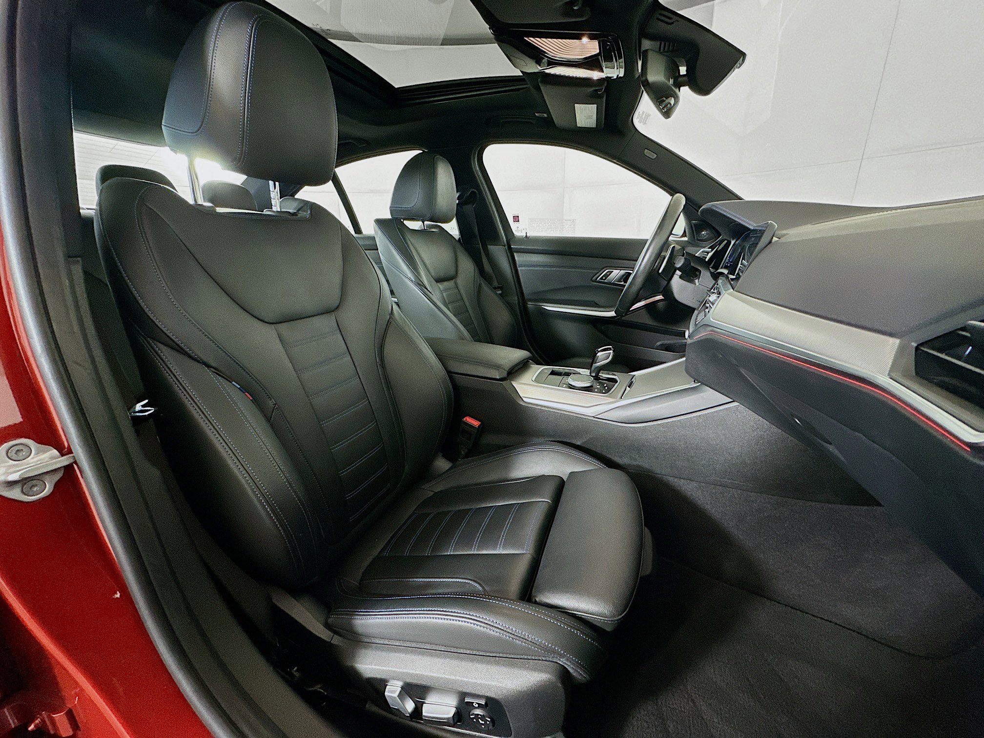 Used 2021 BMW 330e w/ Executive Package RWD image 32