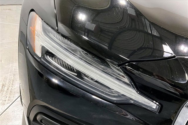 Used 2019 Volvo S60 T5 Momentum w/ Premium Package image 30