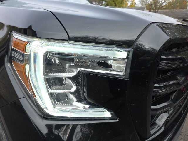 Used 2021 GMC Sierra 1500 Elevation w/ Preferred Package AWD/4WD image 15