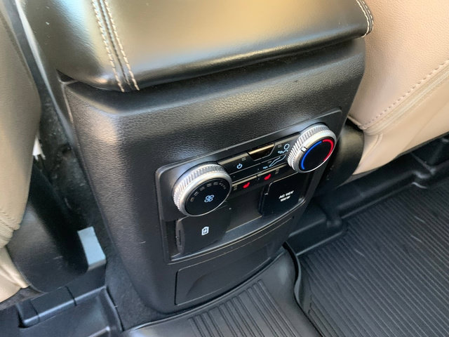 Used 2023 Ford Explorer Limited w/ Limited Technology Package AWD/4WD image 24