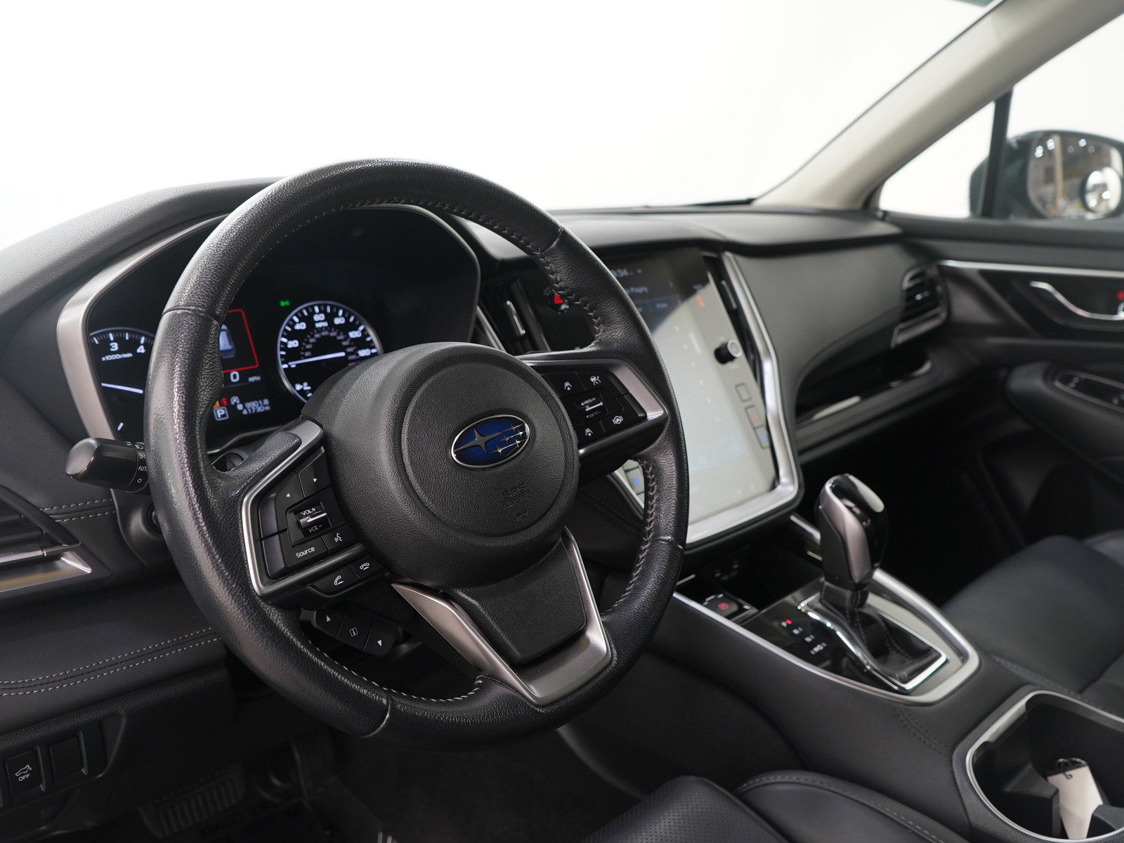 Used 2021 Subaru Outback Limited image 25