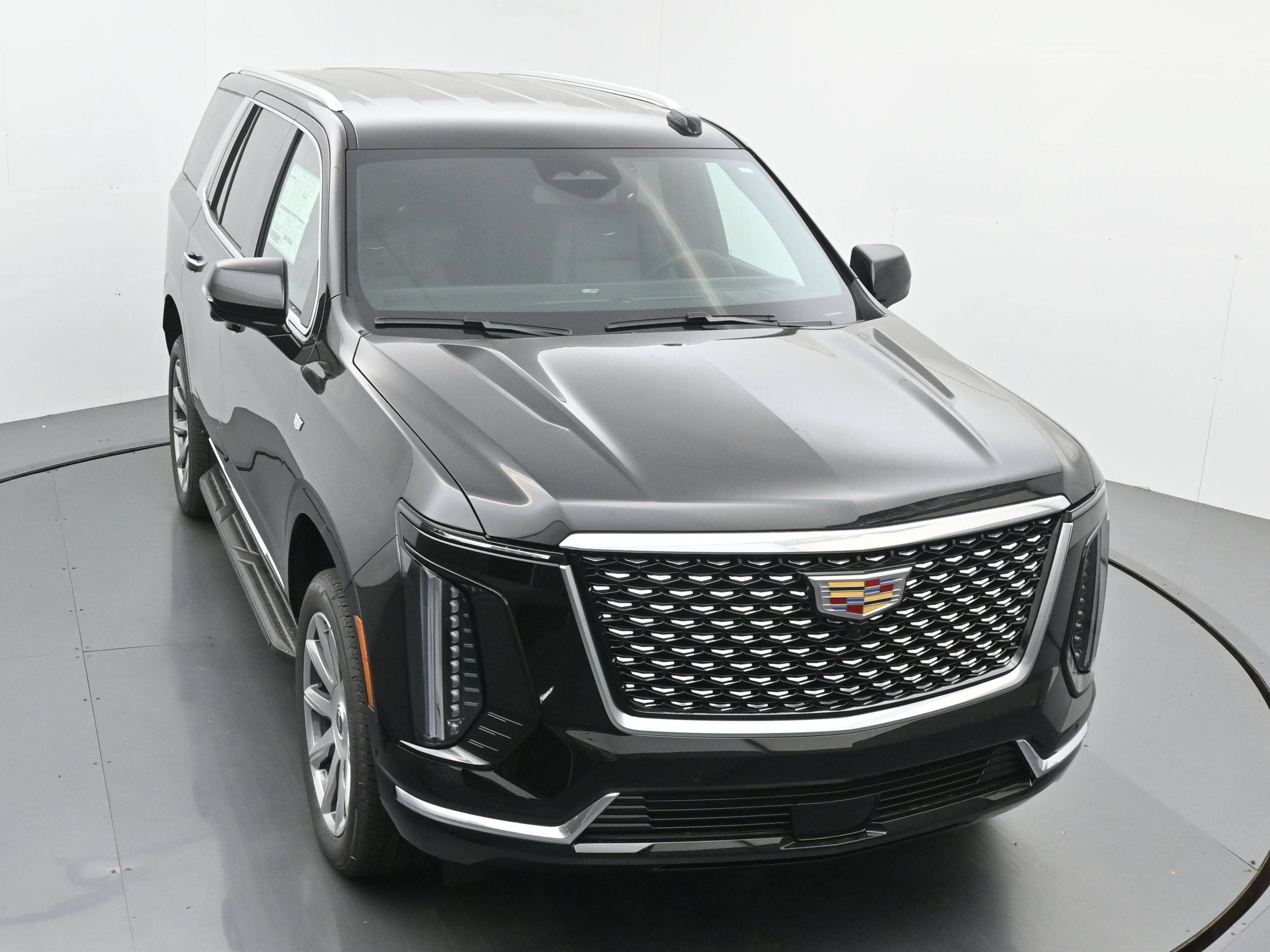 New 2026 Cadillac Escalade 4WD w/ LPO, Floor Liner Package image 30