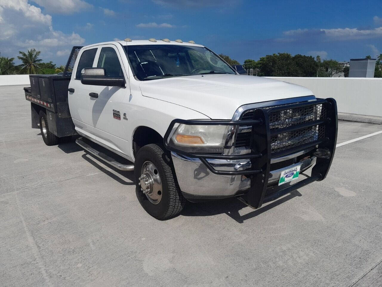 Used 2011 RAM 3500 ST w/ ST Decor Group image 1