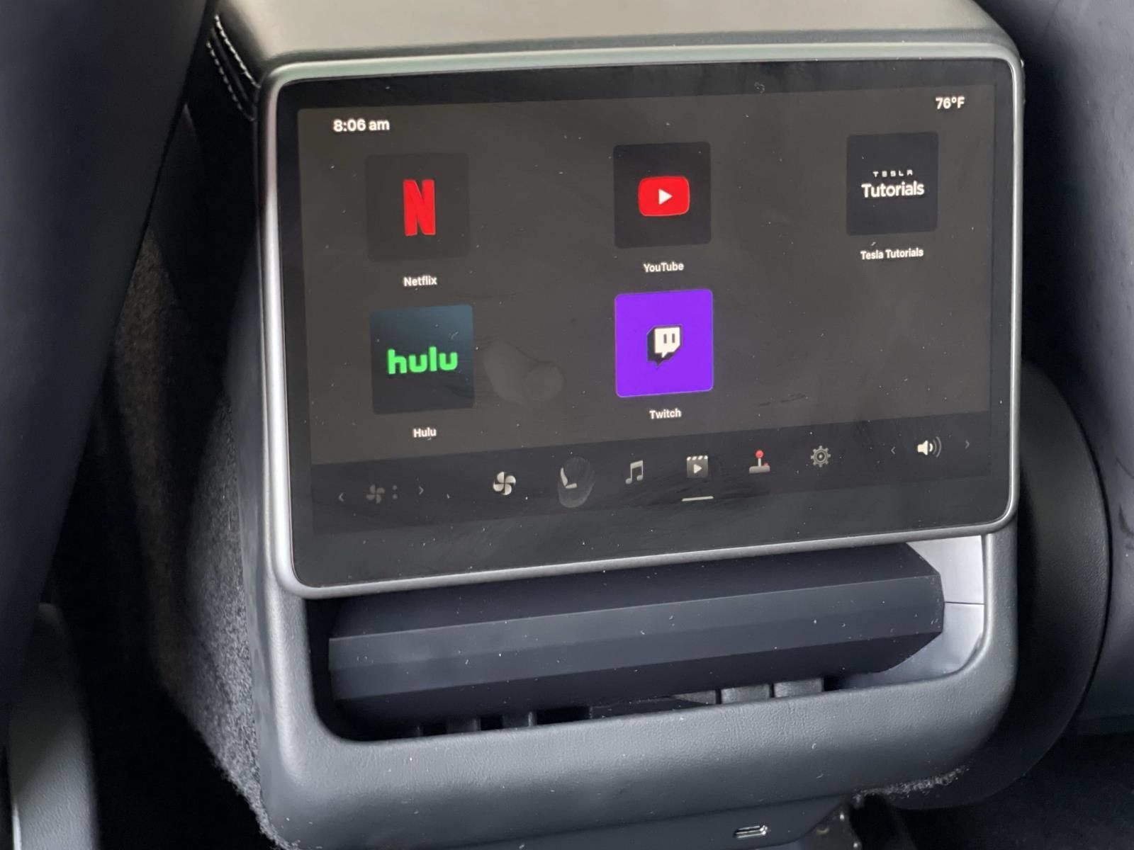 Used 2024 Tesla Model 3 Standard Range RWD image 14