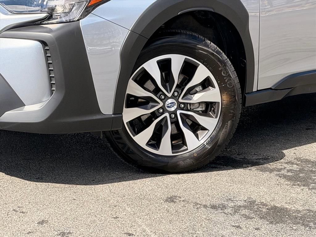 Certified 2025 Subaru Outback Limited AWD/4WD image 31
