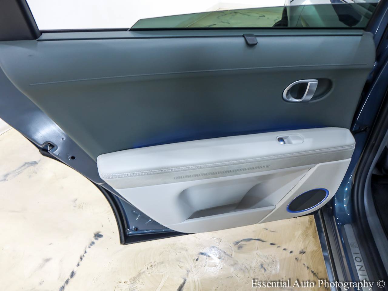 Used 2023 Hyundai Ioniq 5 Limited w/ Cargo Package AWD/4WD image 29