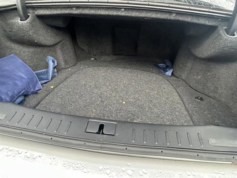 Used 2011 Cadillac DTS Limousine image 7