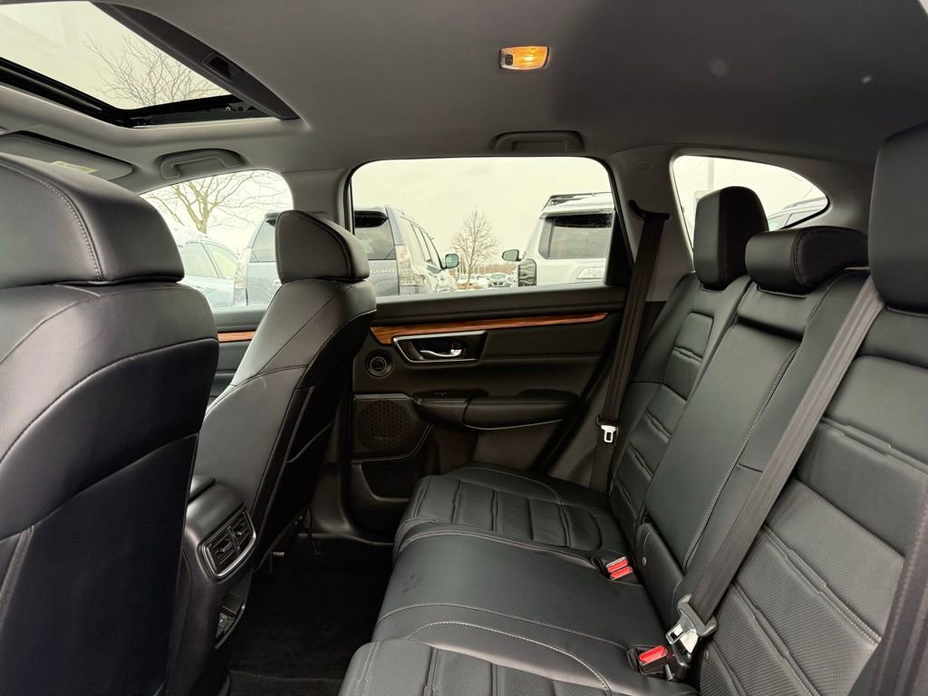 Used 2018 Honda CR-V Touring image 15