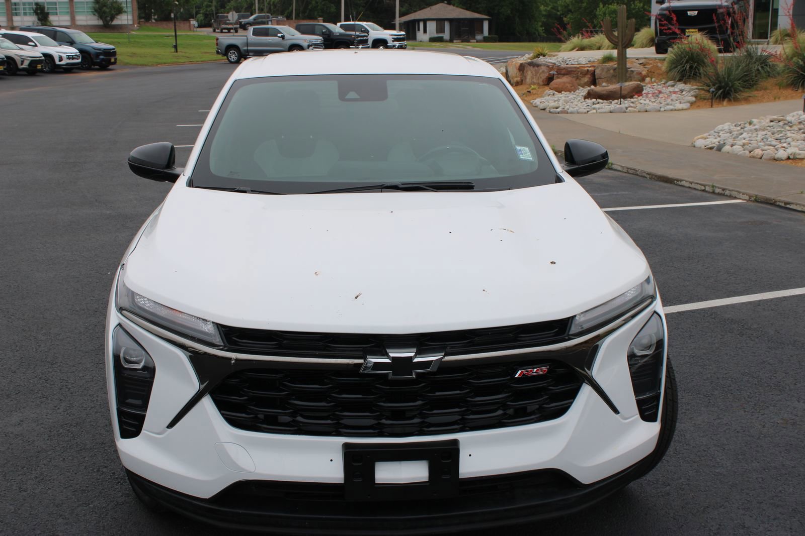 Used 2024 Chevrolet Trax RS w/ Driver Confidence Package FWD image 3