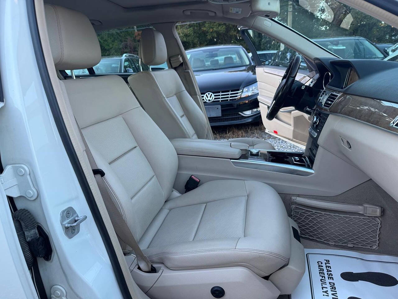 Used 2014 Mercedes-Benz E 350 4MATIC Sedan w/ Premium 1 Package image 32
