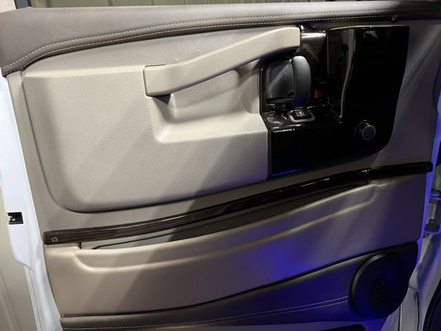 Used 2025 GMC Savana 2500 w/ Driver Convenience Package image 13