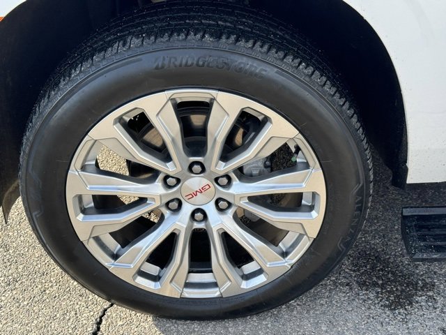 Certified 2024 GMC Yukon XL Denali w/ Denali Reserve Package image 29