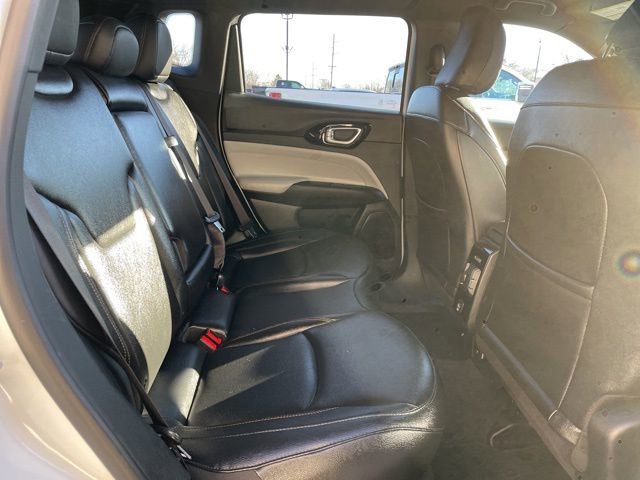 Used 2024 Jeep Compass Limited image 15