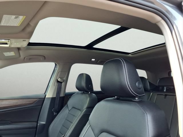Used 2025 Volkswagen Atlas SEL AWD/4WD image 20