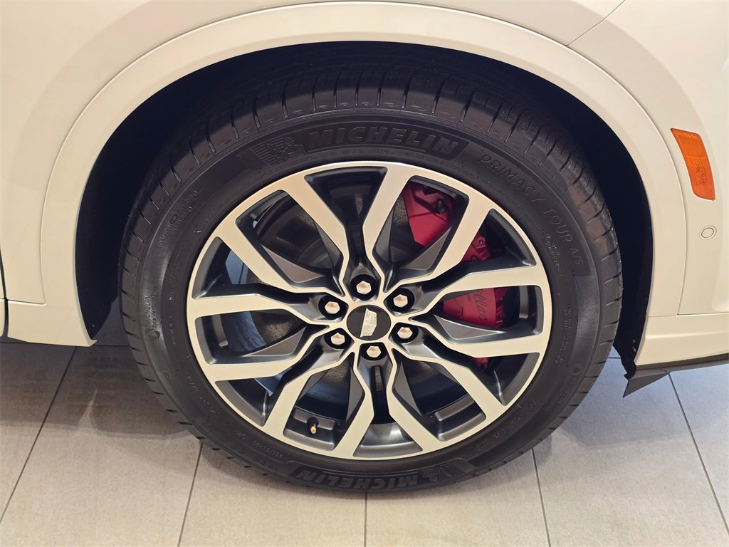 New 2025 Cadillac XT6 Sport w/ Technology Package image 9