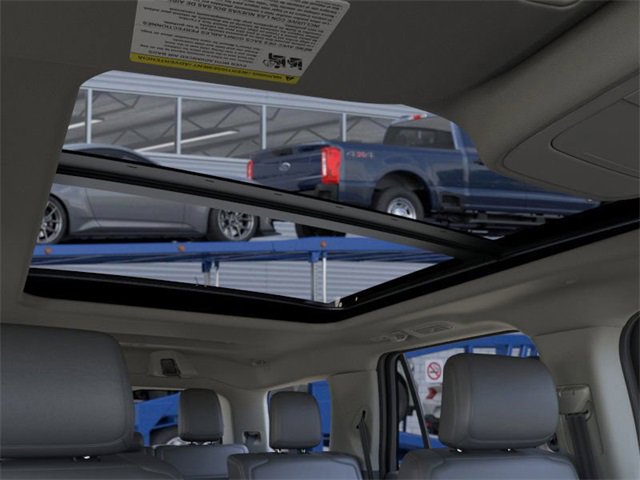 New 2025 Ford Expedition Active image 22