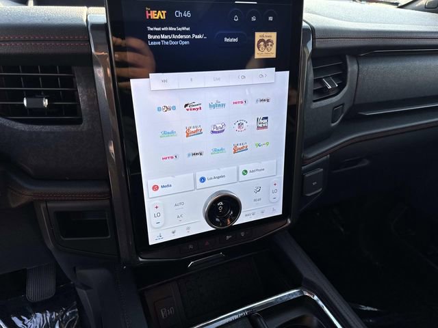 Used 2022 Ford Expedition Max Limited image 28