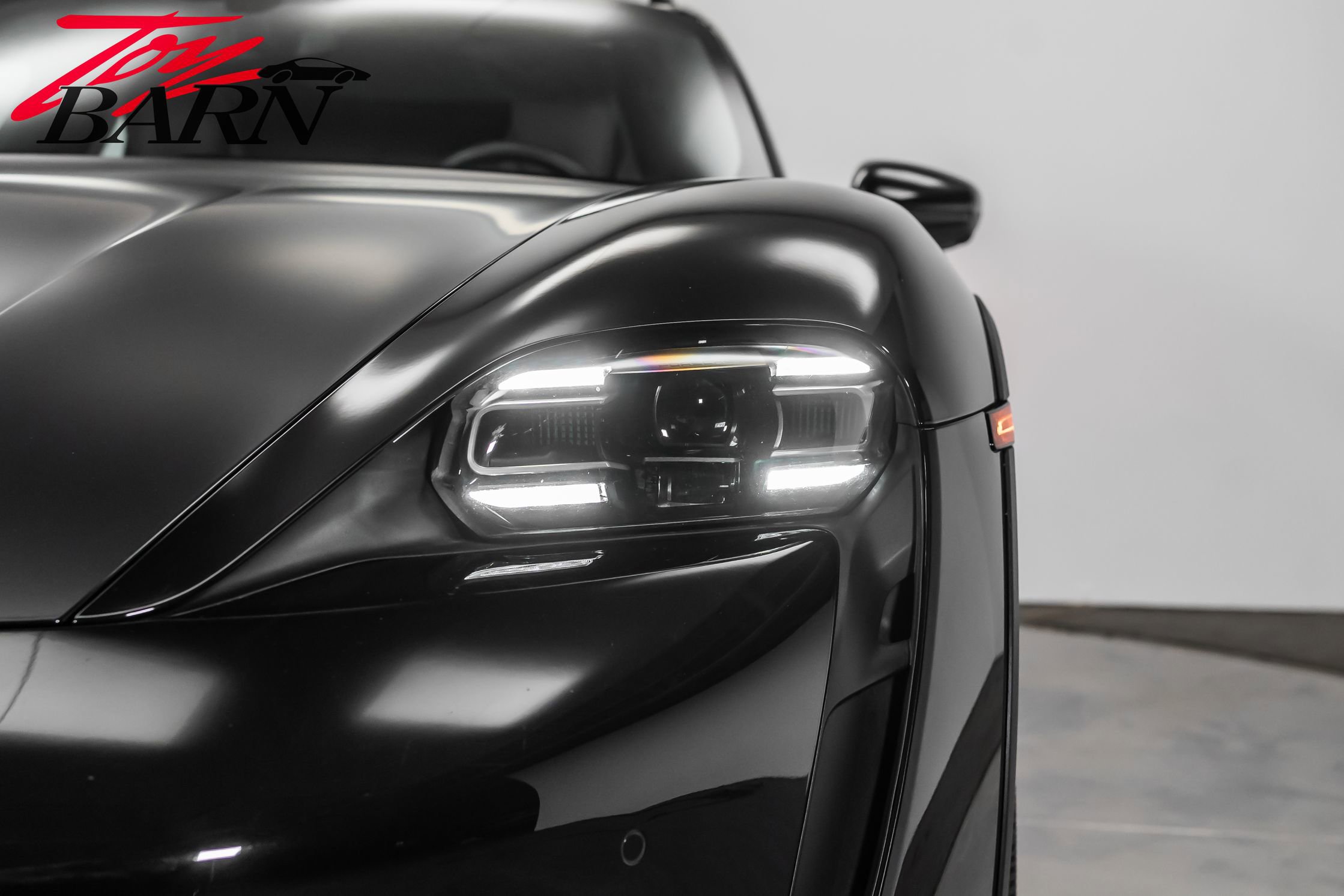 Used 2024 Porsche Taycan 4 Cross Turismo image 10