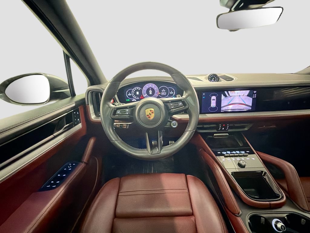 Certified 2024 Porsche Cayenne S AWD/4WD image 23