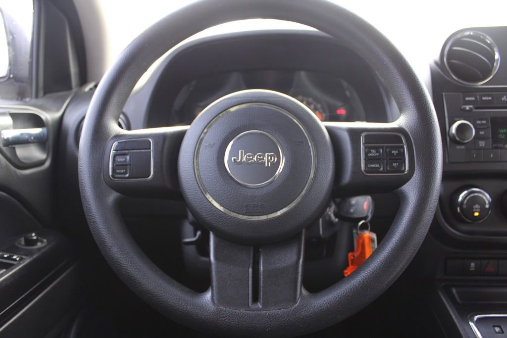 Used 2016 Jeep Compass Sport w/ Power Value Group FWD image 22
