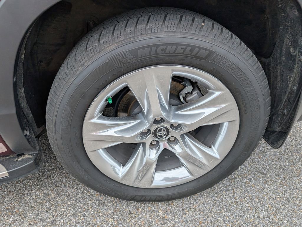 Used 2019 Toyota Highlander Limited image 32