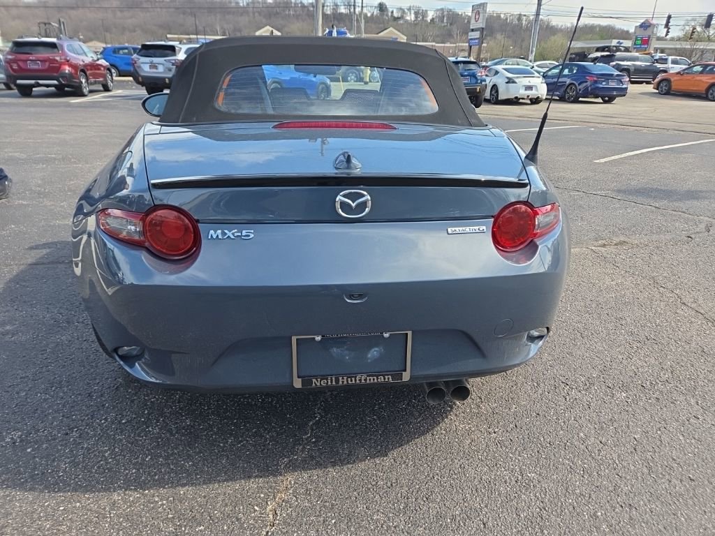 Used 2021 MAZDA MX-5 Miata Club image 5