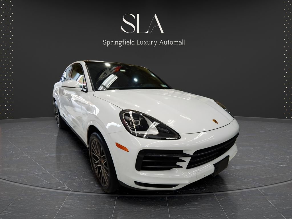 Used 2023 Porsche Cayenne Platinum Edition w/ Towing Package w/o Tow Ball image 2